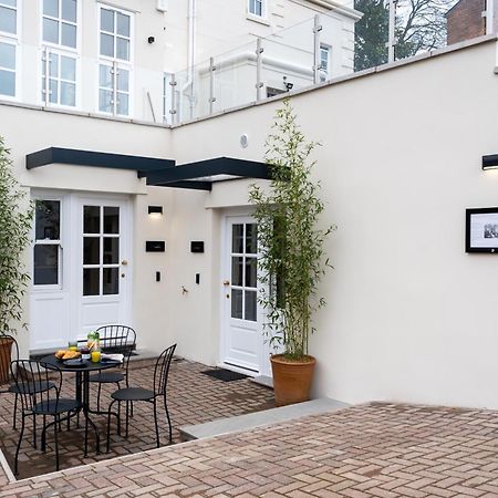 Commandery Vaults - Luxury Apartment In City Centre With Sky Tv Worcester Exterior photo