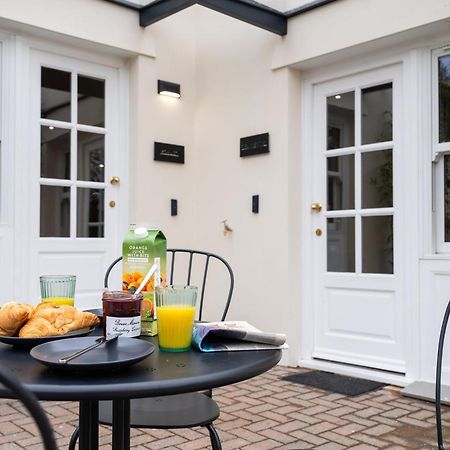 Commandery Vaults - Luxury Apartment In City Centre With Sky Tv Worcester Exterior photo